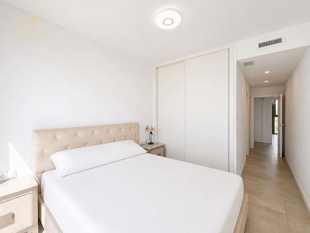 2 makuuhuone Asunto myytävänä paikassa Playa Poniente, Benidorm mukana uima-altaan 
autotalli - 624 000 € (Ref: 10034303)