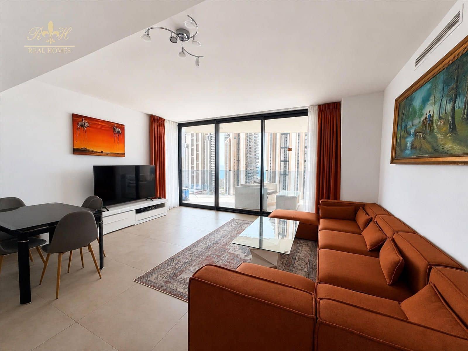 2 soveværelse Lejlighed til salg i Benidorm med swimmingpool garage - € 624.000 (Ref: 10034303)