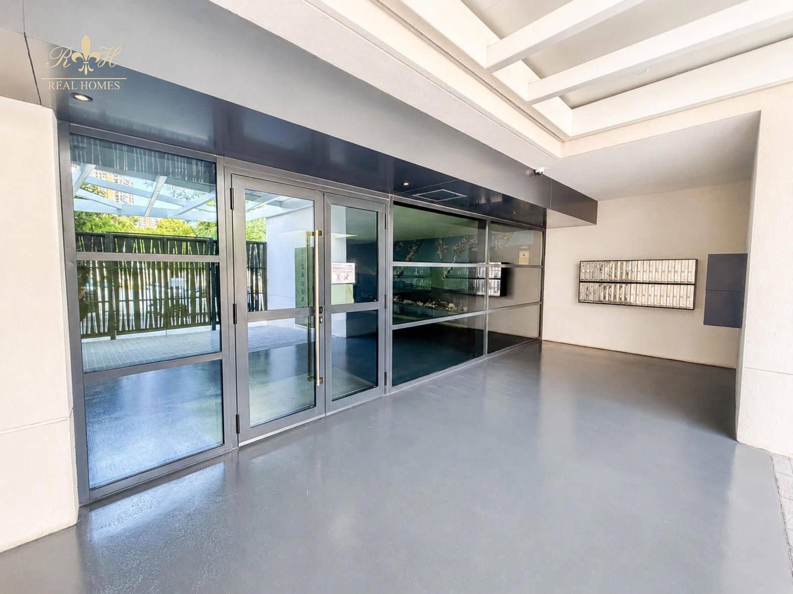 2 soveværelse Lejlighed til salg i Benidorm med swimmingpool garage - € 624.000 (Ref: 10034303)