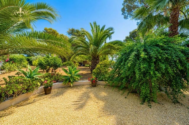 3 bedroom Villa for rent in Alfaz del Pi / L'Alfàs del Pi - € 2,200 (Ref: 10034476)