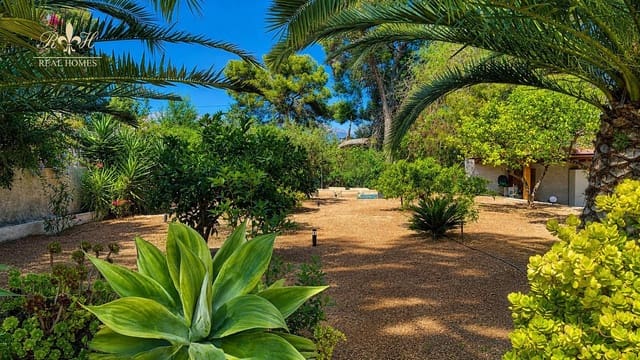3 bedroom Villa for rent in Alfaz del Pi / L'Alfàs del Pi - € 2,200 (Ref: 10034476)