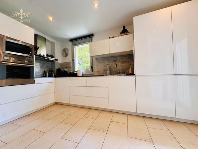2 sovrum Lägenhet att hyra i Altea med pool garage - 1 200 € (Ref: 10062319)