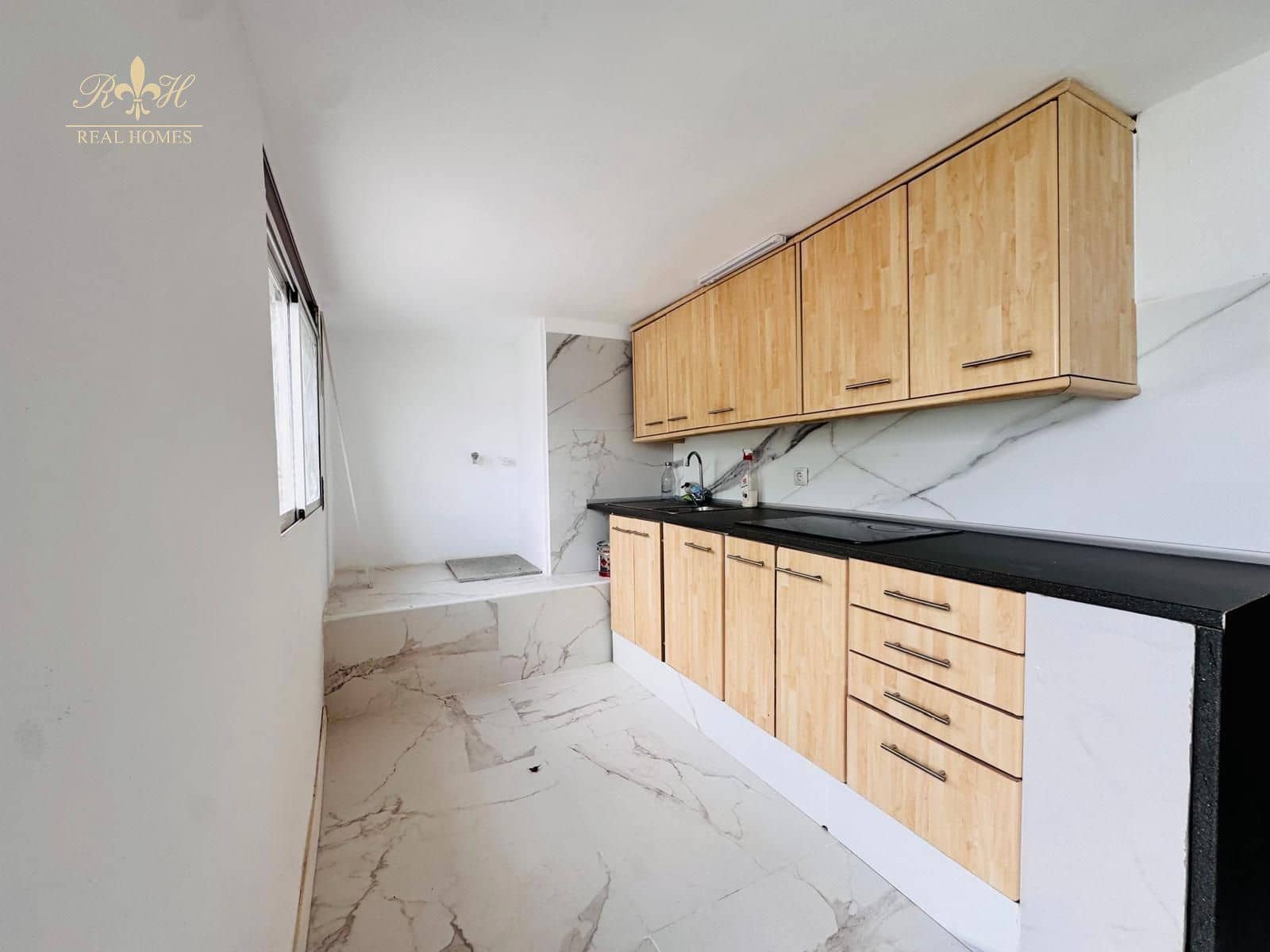 4 bedroom Villa for rent in Albir with pool - € 3,000 (Ref: 10065558)