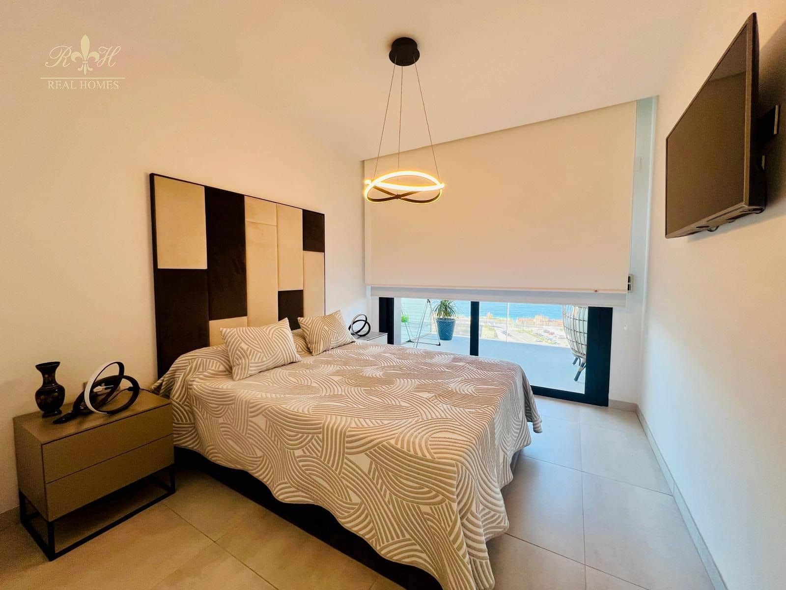 2 quarto Apartamento para venda em Benidorm com piscina garagem - 680 000 € (Ref: 10079793)