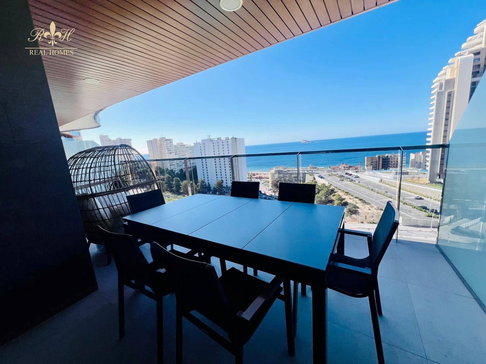 2 quarto Apartamento para venda em Benidorm com piscina garagem - 680 000 € (Ref: 10079793)