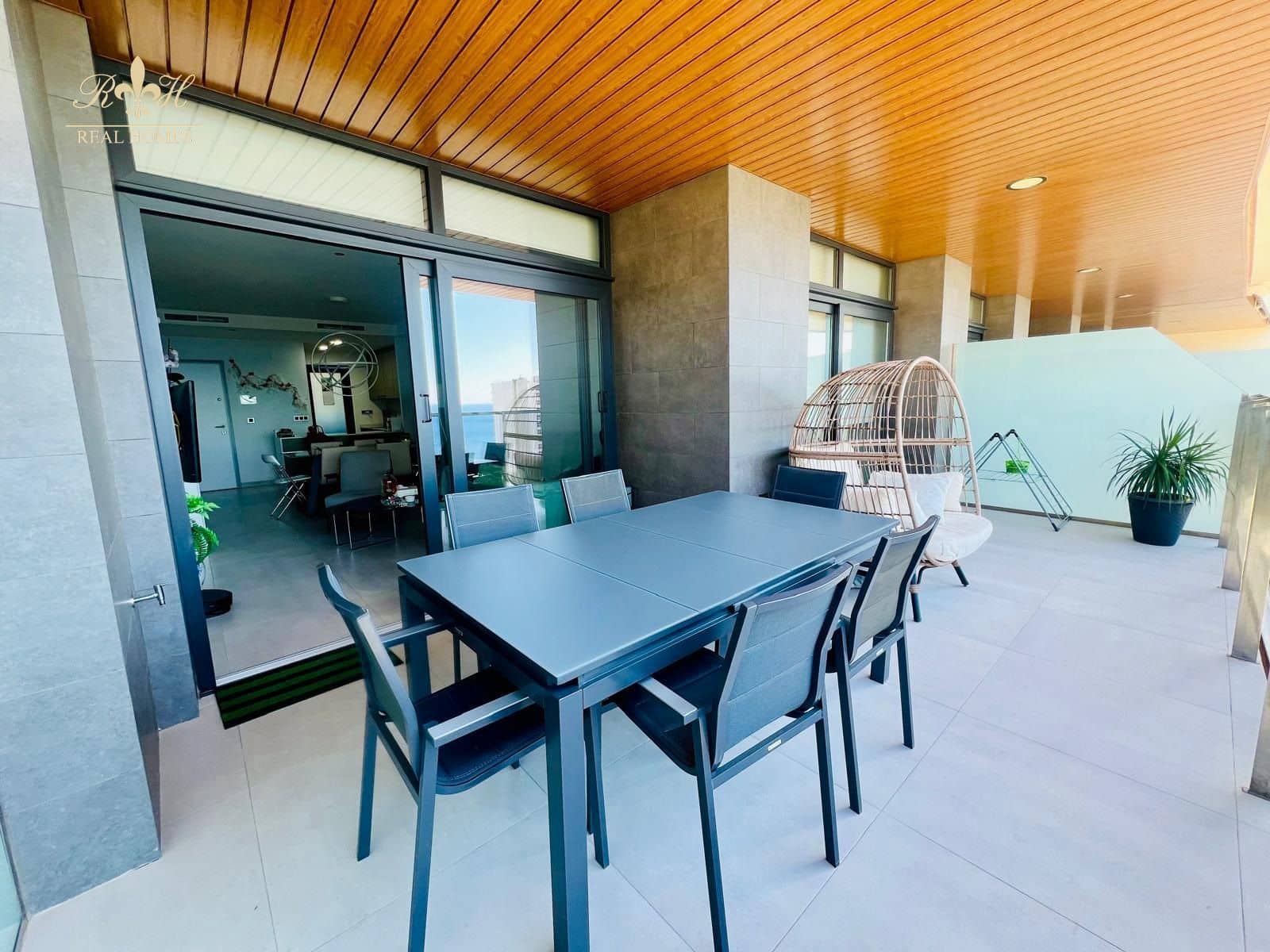 2 quarto Apartamento para venda em Benidorm com piscina garagem - 680 000 € (Ref: 10079793)
