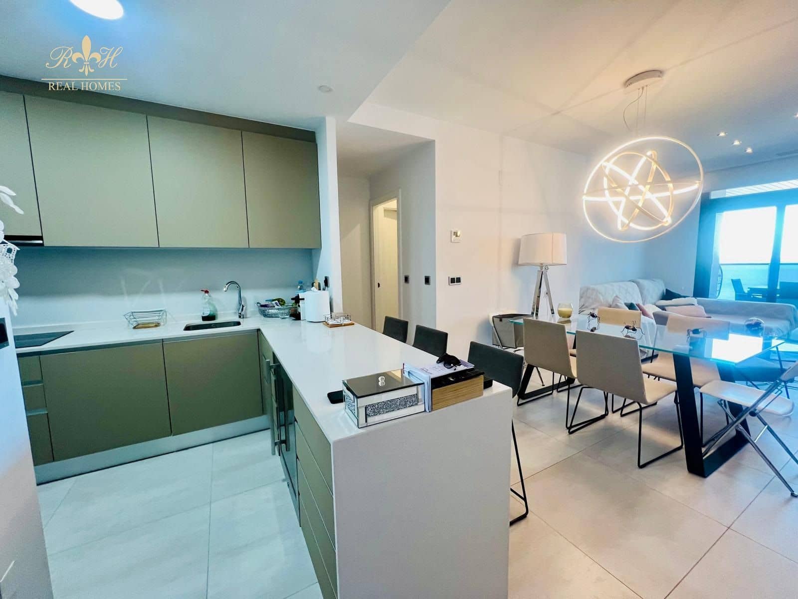 2 quarto Apartamento para venda em Benidorm com piscina garagem - 680 000 € (Ref: 10079793)