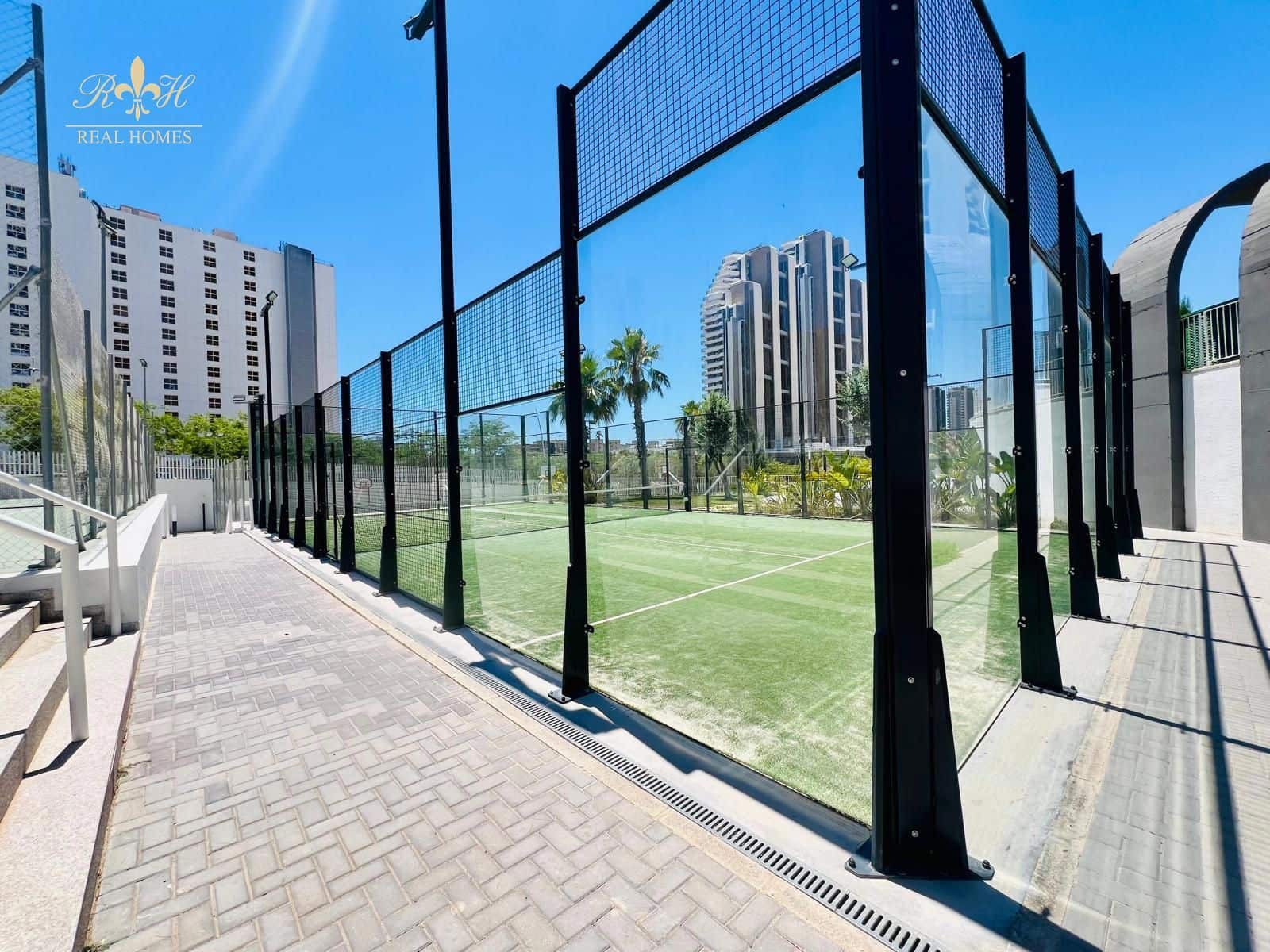 2 quarto Apartamento para venda em Benidorm com piscina garagem - 680 000 € (Ref: 10079793)
