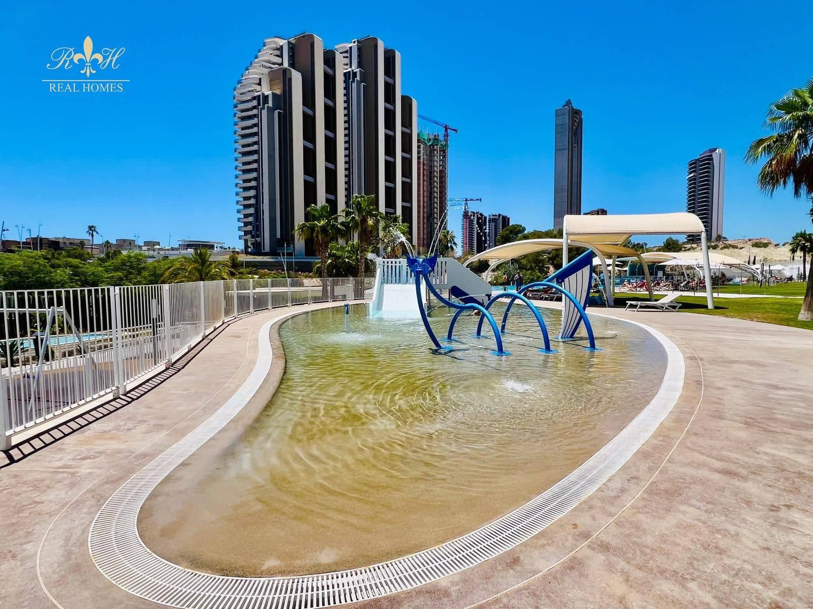 2 quarto Apartamento para venda em Benidorm com piscina garagem - 680 000 € (Ref: 10079793)