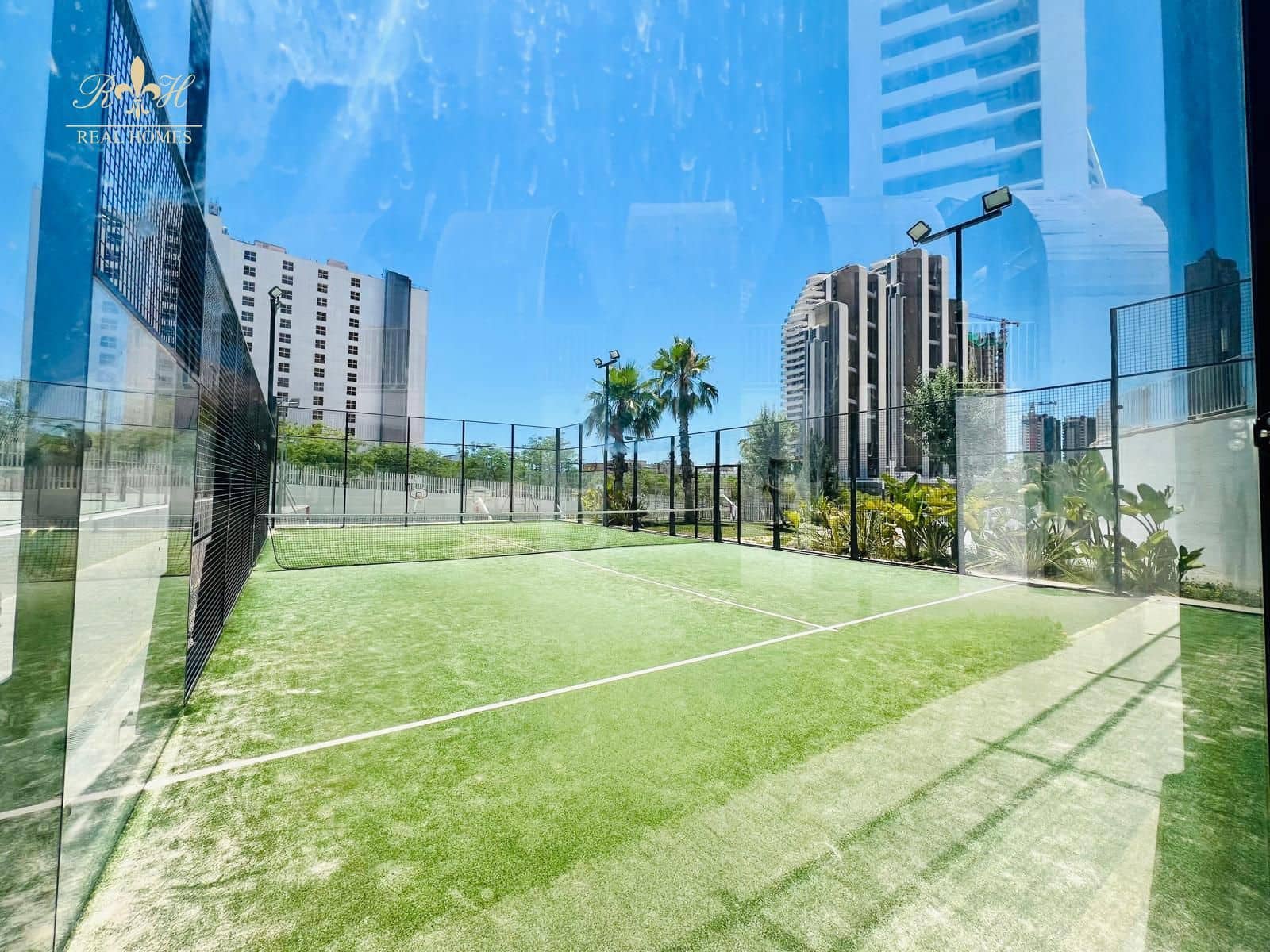 2 quarto Apartamento para venda em Benidorm com piscina garagem - 680 000 € (Ref: 10079793)