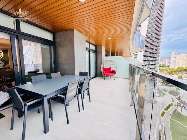 2 quarto Apartamento para venda em Benidorm com piscina garagem - 680 000 € (Ref: 10079793)