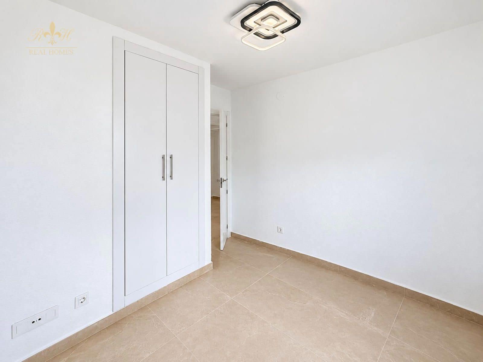 3 soverom Leilighet til leie i Albir med svømmebasseng garasje - € 1 300 (Ref: 10091331)