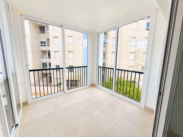 Appartement de 3 chambres à louer à Albir, Alfaz del Pi / L'Alfàs del Pi avec piscine garage - 1 300 € (Ref: 10091331)