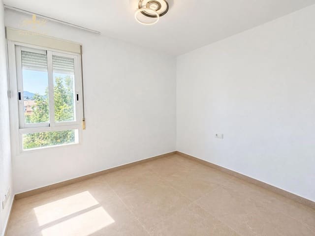 Appartement de 3 chambres à louer à Albir, Alfaz del Pi / L'Alfàs del Pi avec piscine garage - 1 300 € (Ref: 10091331)