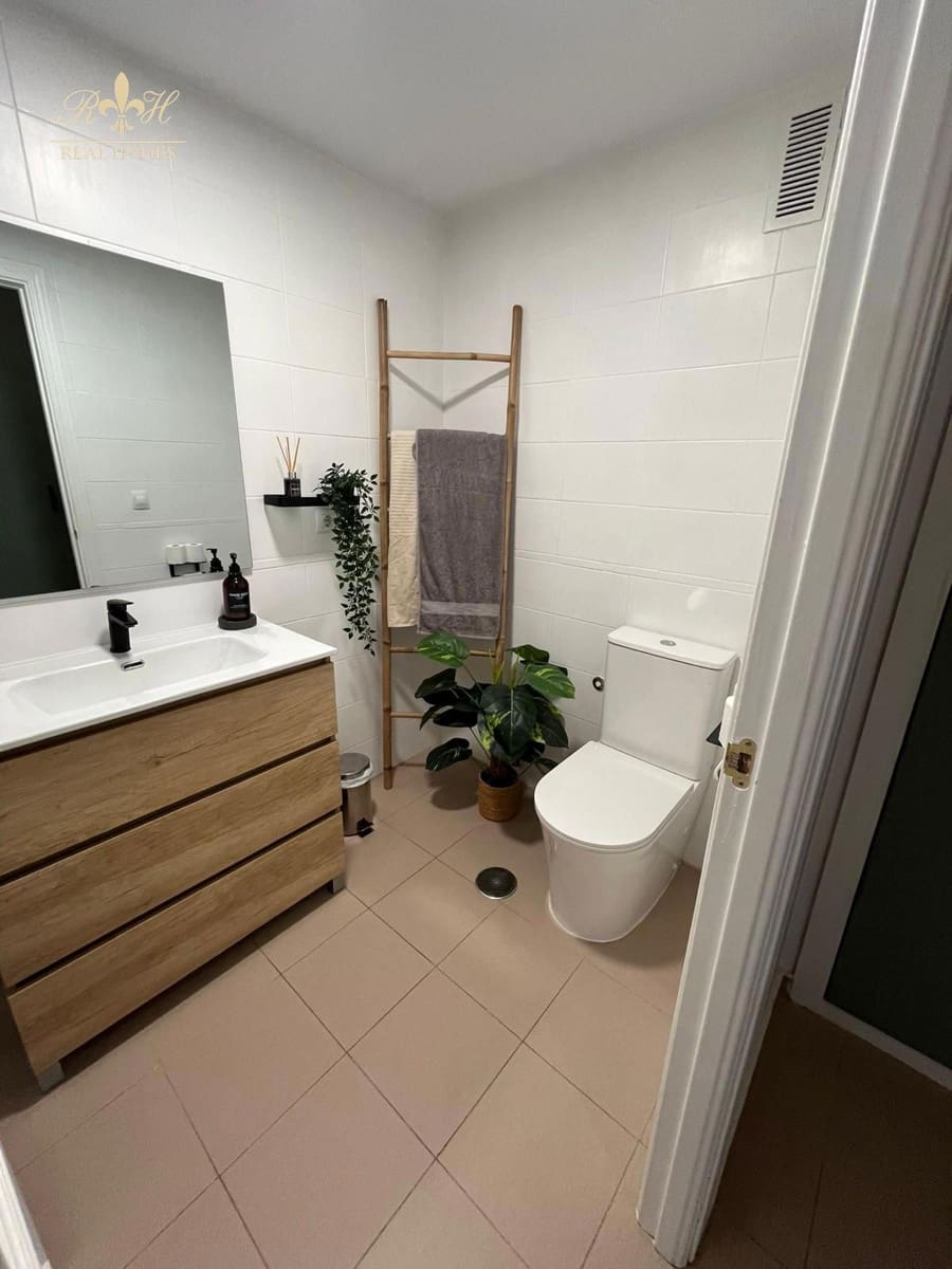 1 bedroom Flat for rent in La Villajoyosa / Vila Joiosa with pool - € 1,100 (Ref: 10091442)