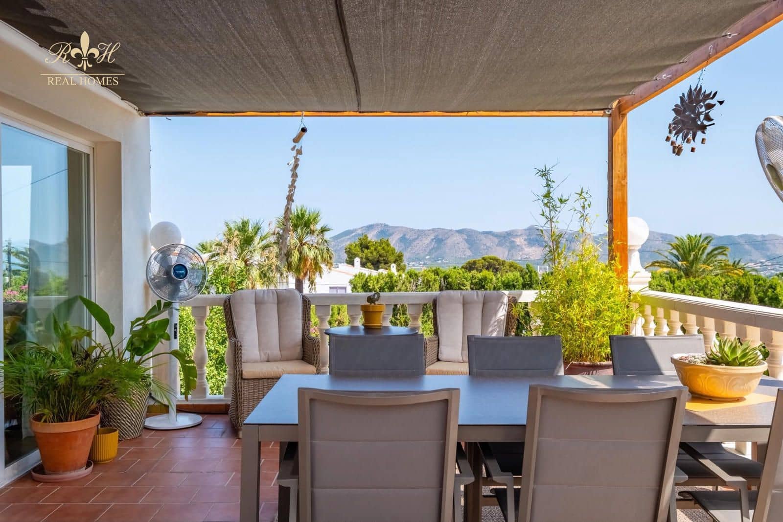 4 soverom Villa til salgs i Barranco Hondo med svømmebasseng garasje - € 849 000 (Ref: 10093706)