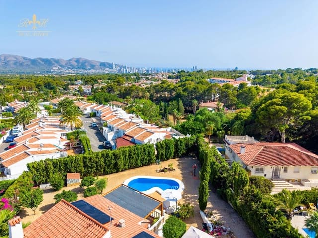 4 soverom Villa til salgs i Barranco Hondo, La Nucia med svømmebasseng garasje - € 849 000 (Ref: 10093706)