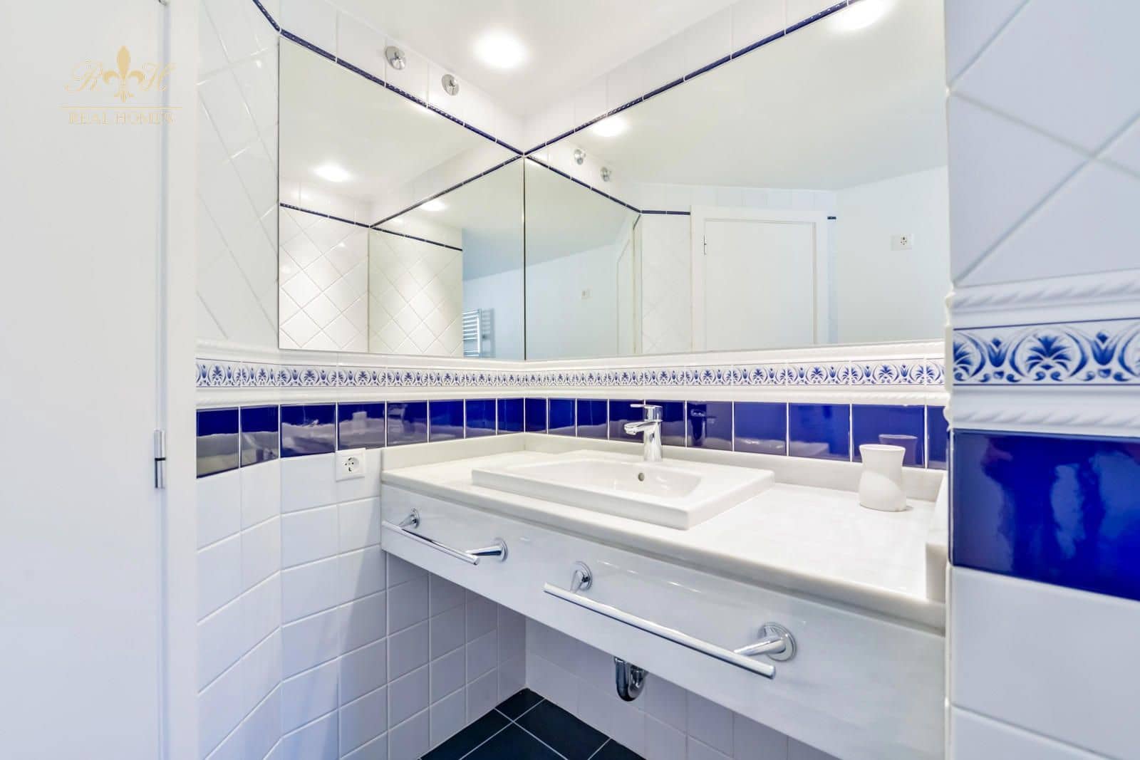 4 sypialnia Willa na sprzedaż w Finestrat z basenem garażem - 800 000 € (Ref: 10095652)
