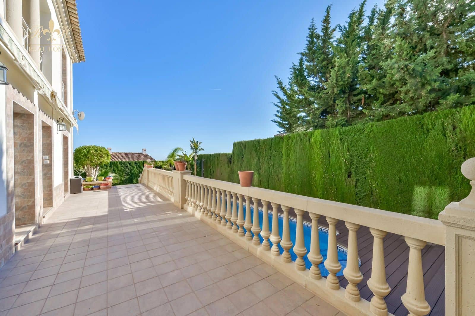 4 sypialnia Willa na sprzedaż w Finestrat z basenem garażem - 800 000 € (Ref: 10095652)