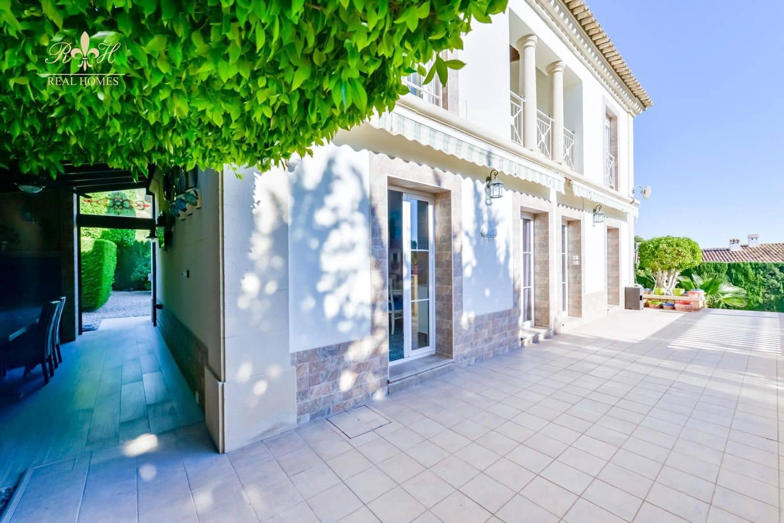 4 sypialnia Willa na sprzedaż w Finestrat z basenem garażem - 800 000 € (Ref: 10095652)