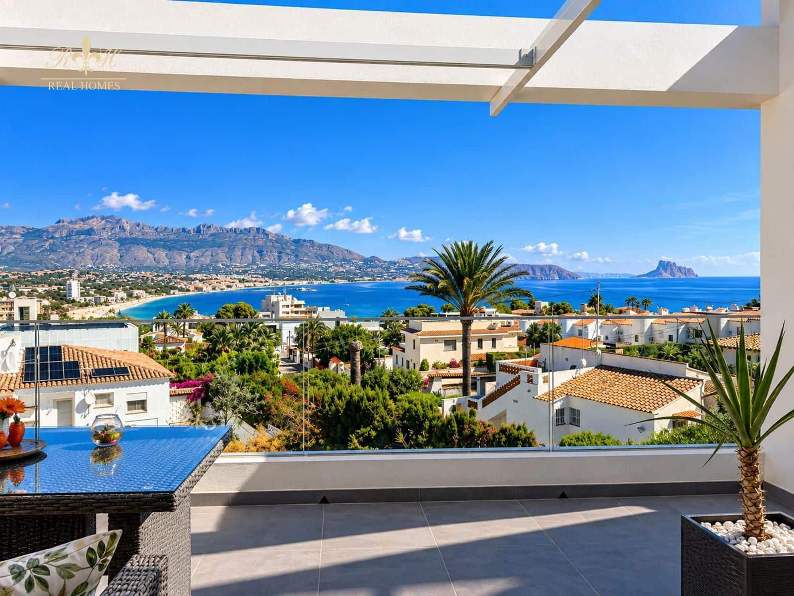 4 bedroom Townhouse for sale in Albir with pool - € 790,000 (Ref: 10099415)