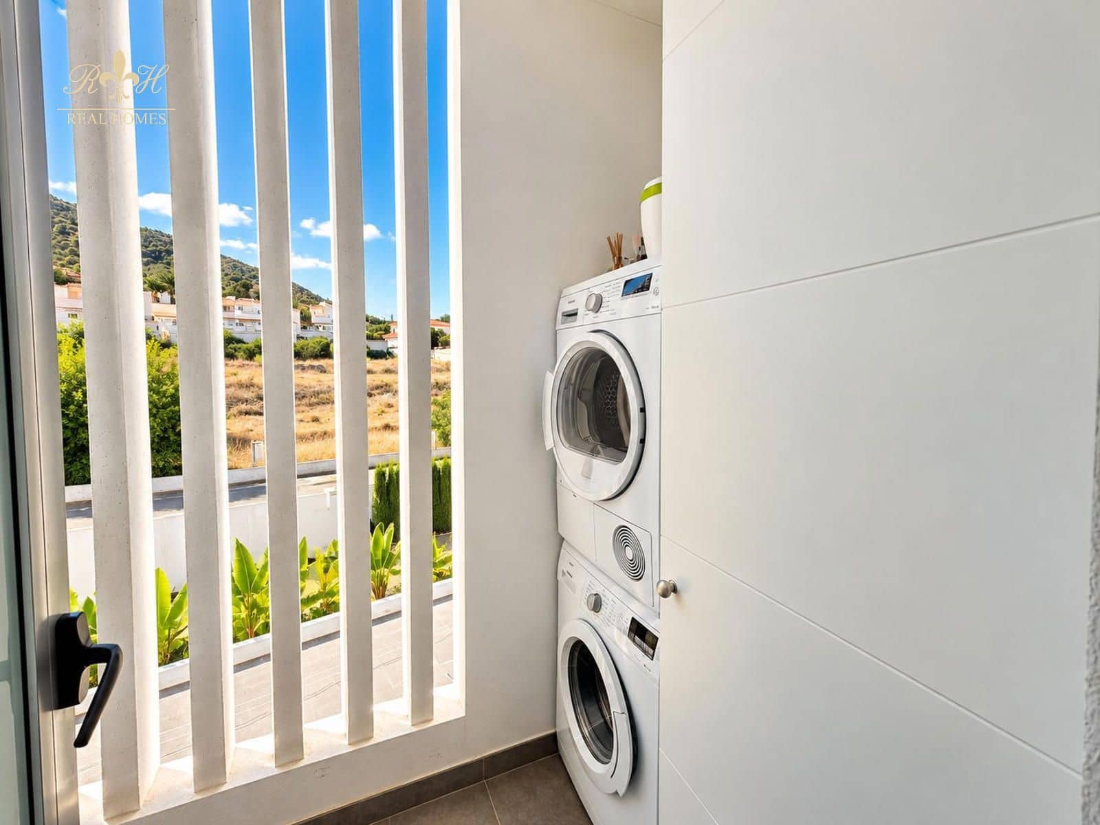 4 bedroom Townhouse for sale in Albir with pool - € 790,000 (Ref: 10099415)