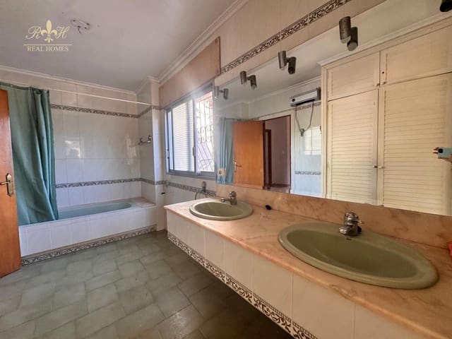 3 sovrum Villa till salu i Benidorm med pool garage - 890 000 € (Ref: 10099417)
