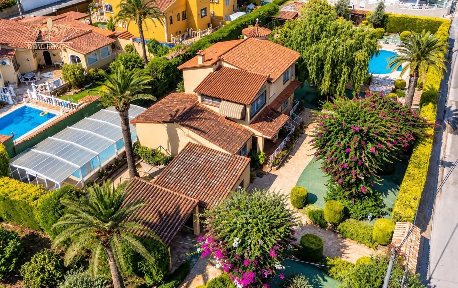 5 chambre Villa/Maison à vendre à Albir avec piscine garage - 1 500 000 € (Ref: 10110211)