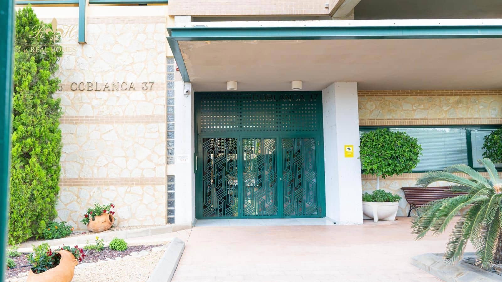 Piso de 3 habitaciones en Benidorm en venta con piscina garaje - 449.900 € (Ref: 10113515)