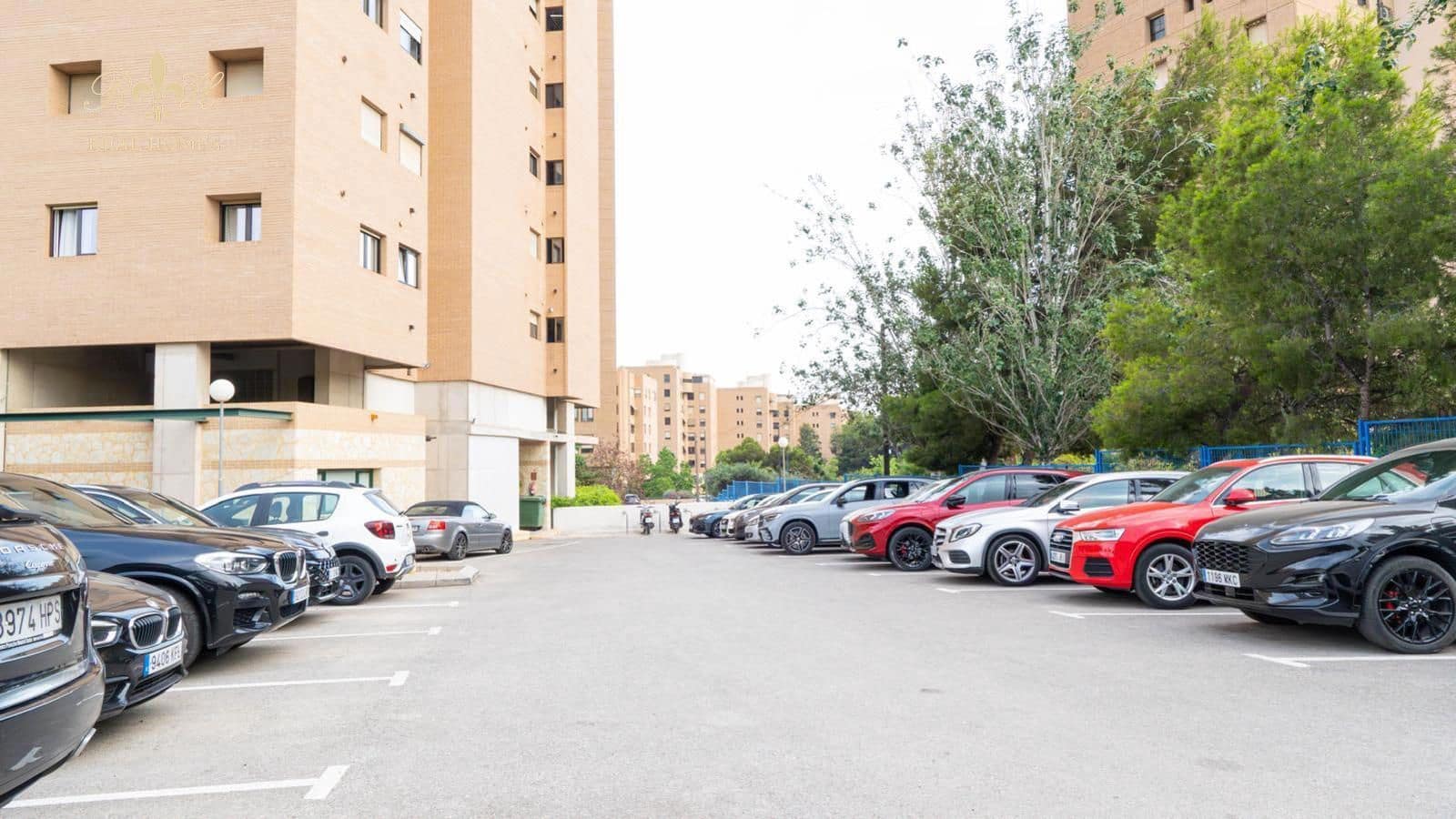 Piso de 3 habitaciones en Benidorm en venta con piscina garaje - 449.900 € (Ref: 10113515)