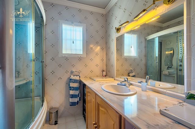 4 camera da letto Villa in vendita in Finestrat con piscina garage - 650.000 € (Rif: 5392637)