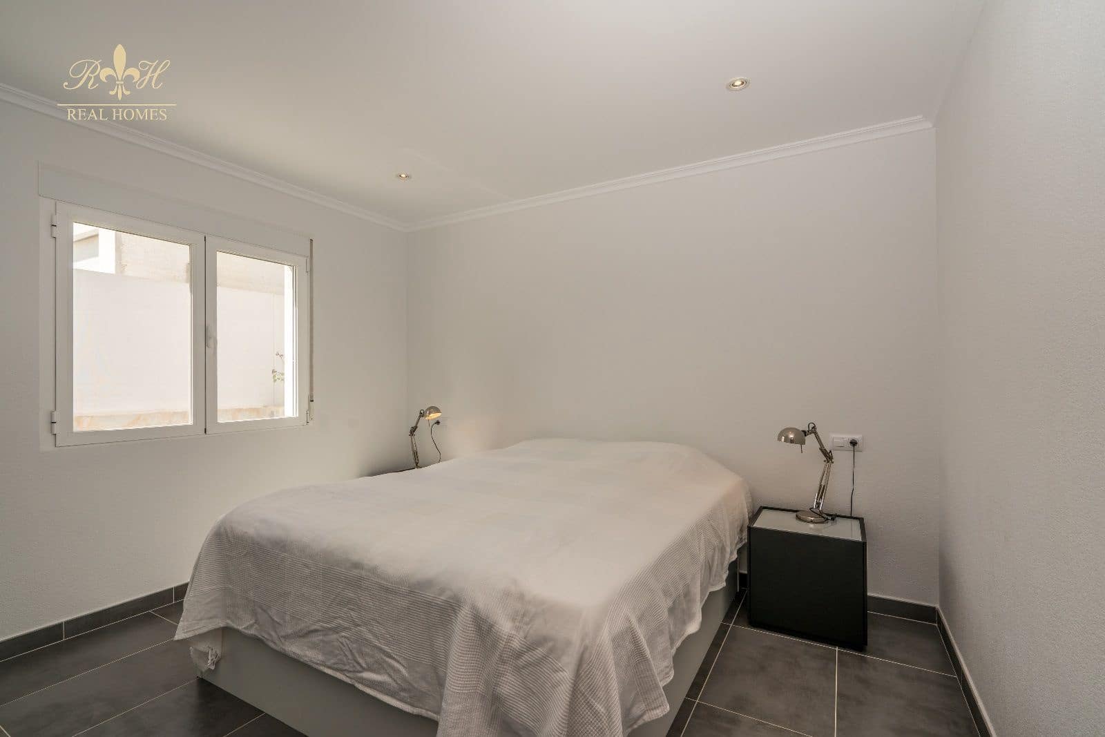 5 quarto Moradia para arrendar em Alfaz del Pi / L'Alfas del Pi com piscina - 2 500 € (Ref: 5702689)