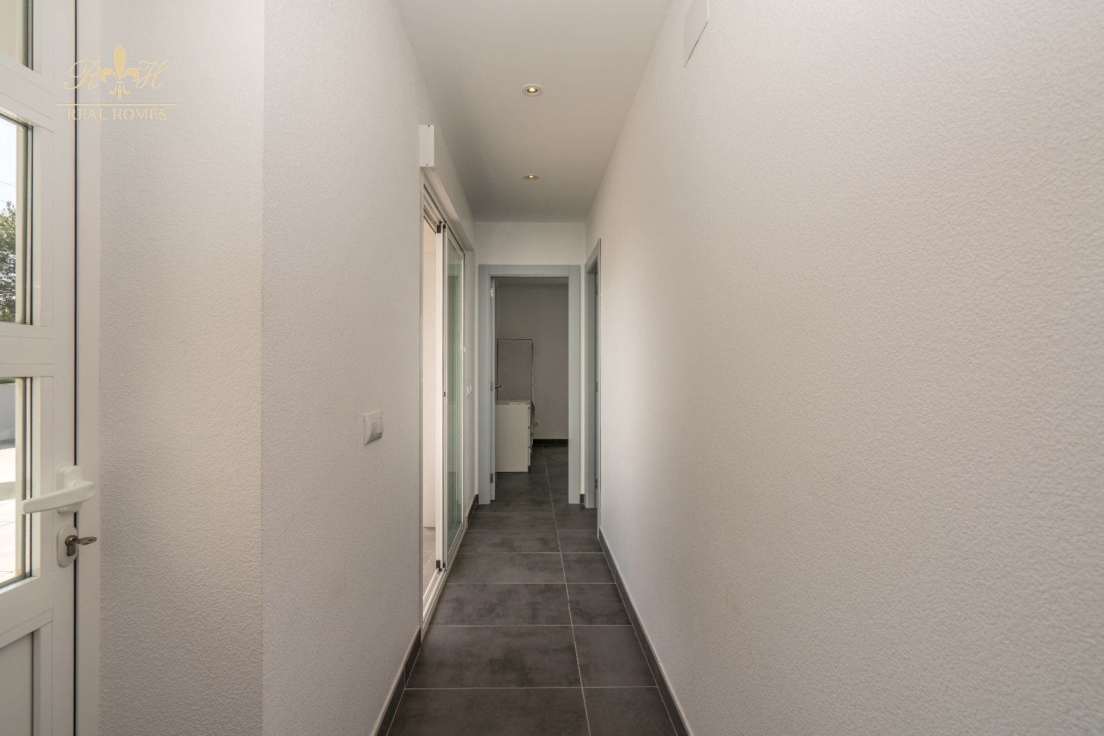 5 quarto Moradia para arrendar em Alfaz del Pi / L'Alfas del Pi com piscina - 2 500 € (Ref: 5702689)
