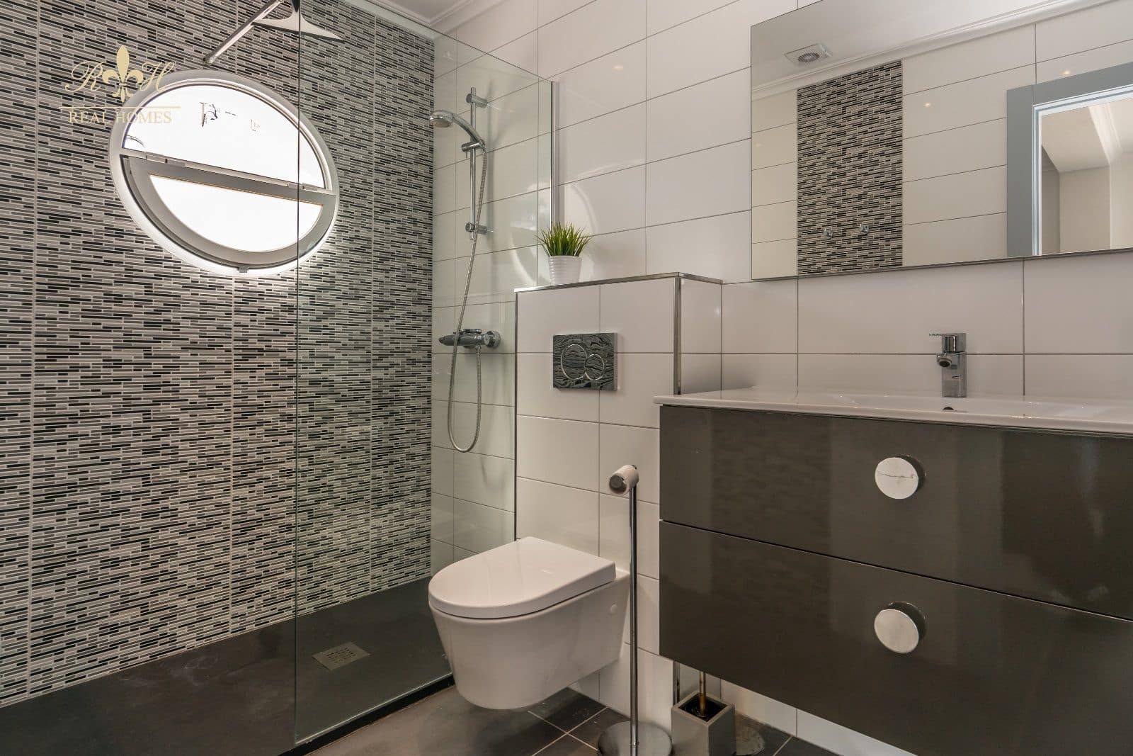 5 quarto Moradia para arrendar em Alfaz del Pi / L'Alfas del Pi com piscina - 2 500 € (Ref: 5702689)