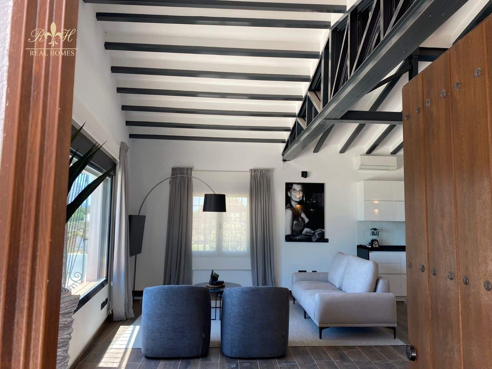 2 bedroom Villa for rent in Altea with garage - € 2,400 (Ref: 6256260)