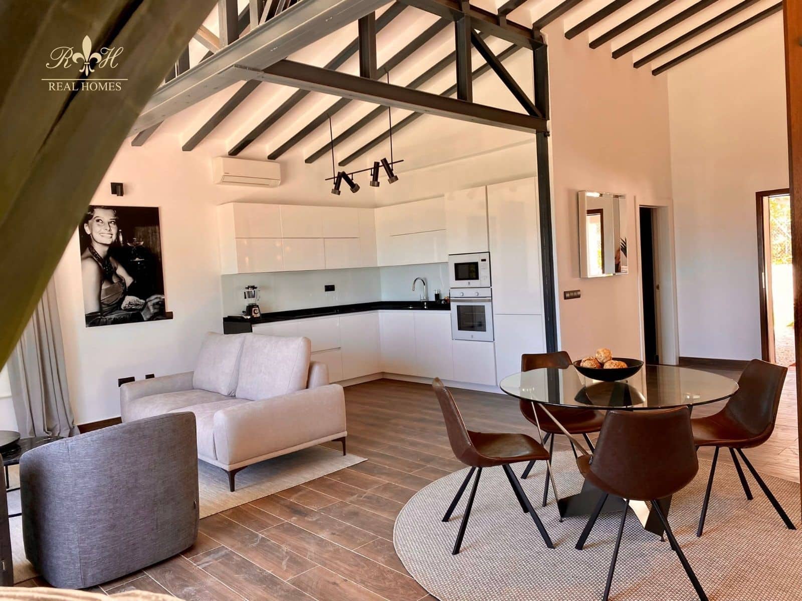 2 bedroom Villa for rent in Altea with garage - € 2,400 (Ref: 6256260)