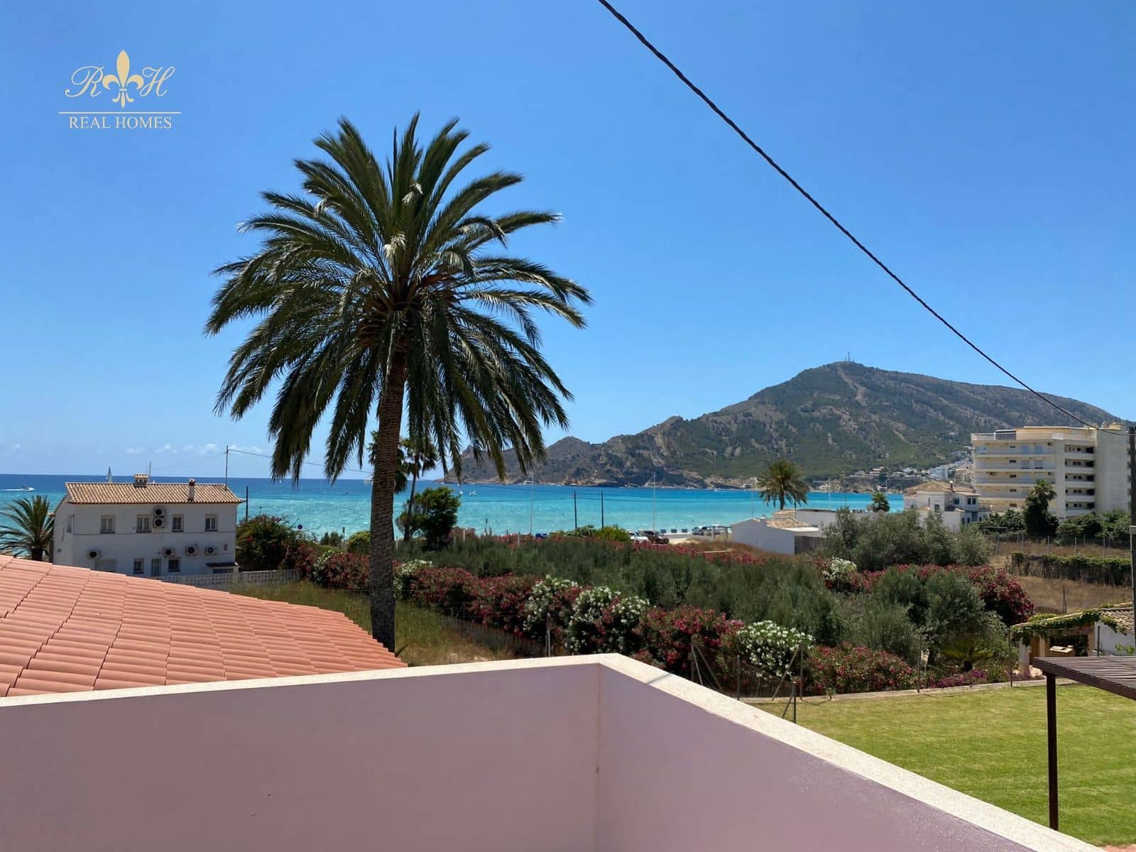 2 bedroom Villa for rent in Altea with garage - € 2,400 (Ref: 6256260)