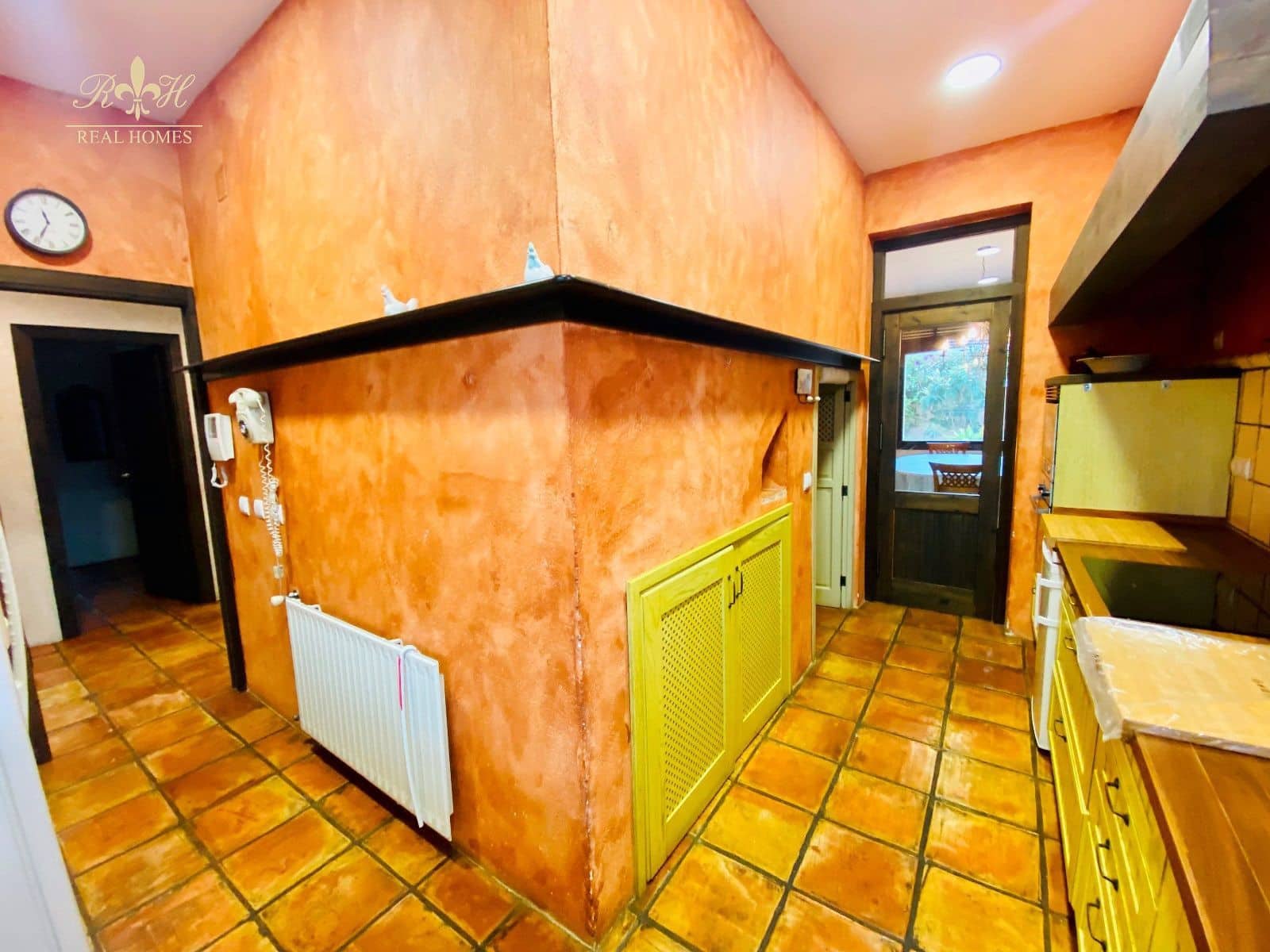 3 makuuhuone Huvila vuokrattavana paikassa Albir mukana uima-altaan - 2 500 € (Ref: 6533578)