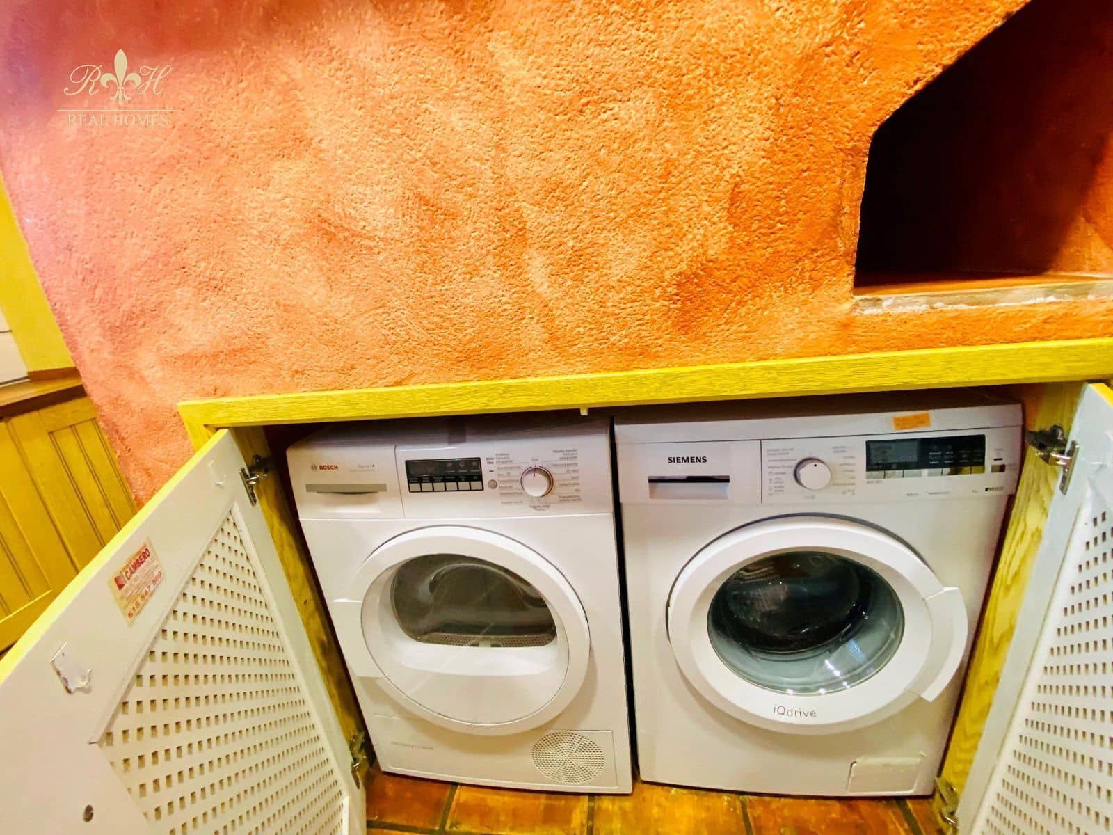 3 makuuhuone Huvila vuokrattavana paikassa Albir mukana uima-altaan - 2 500 € (Ref: 6533578)