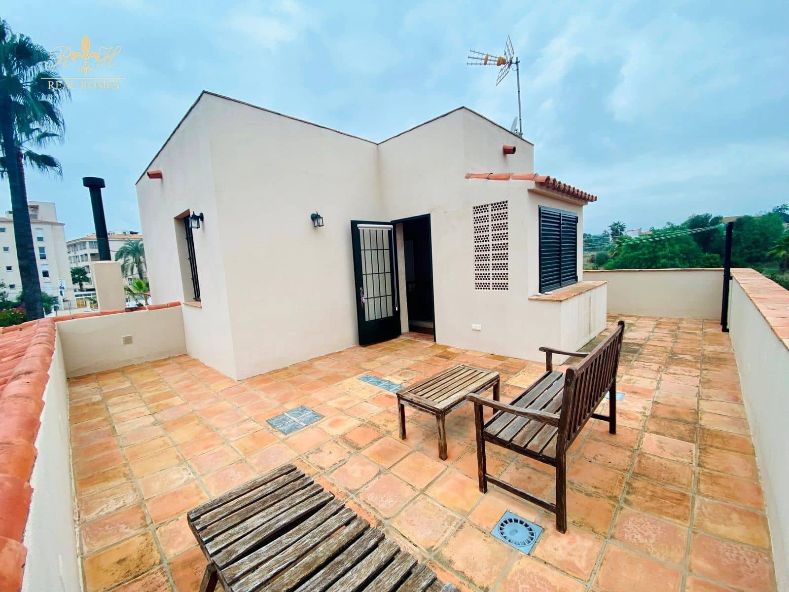 3 makuuhuone Huvila vuokrattavana paikassa Albir mukana uima-altaan - 2 500 € (Ref: 6533578)