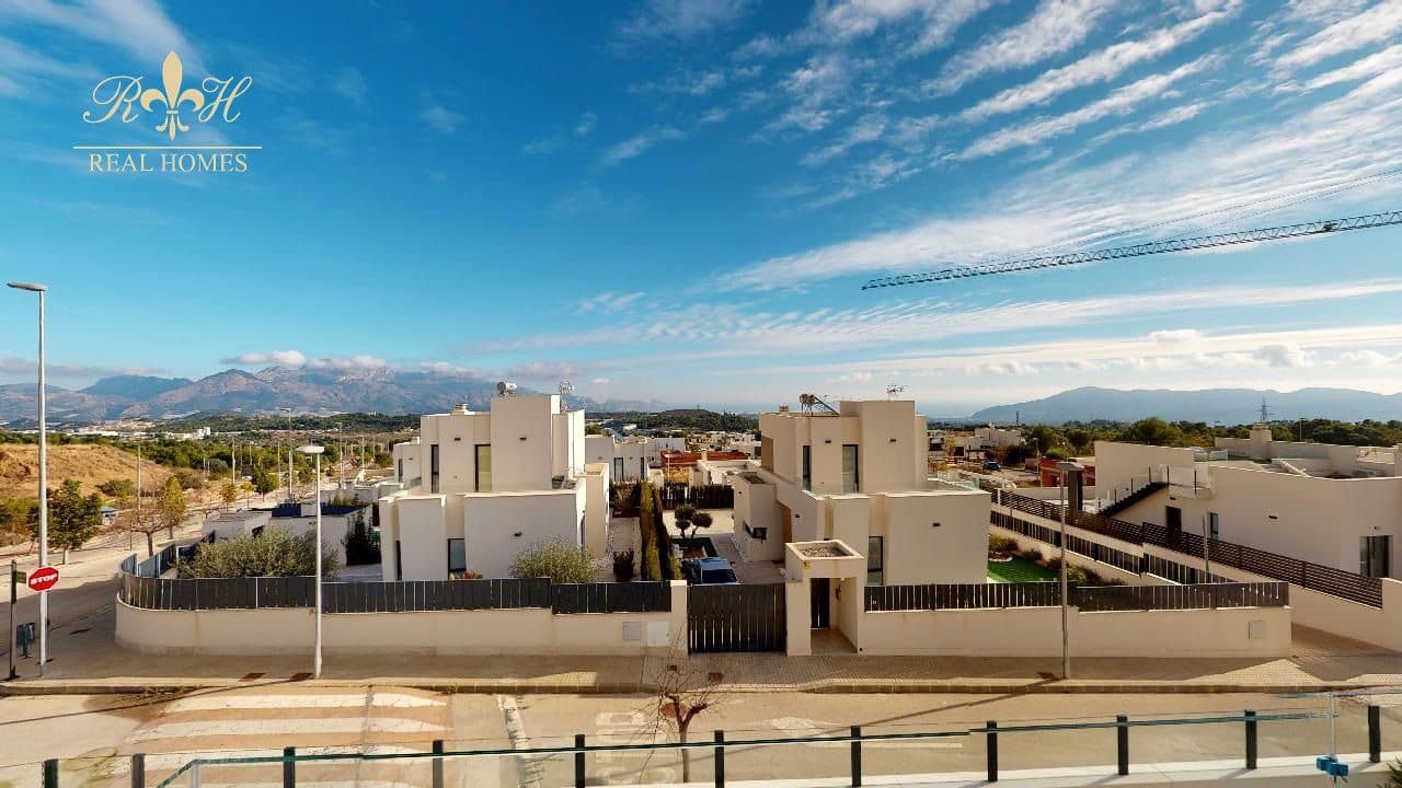 3 Zimmer Villa zu verkaufen in Polop mit Pool Garage - 570.000 € (Ref: 6593641)