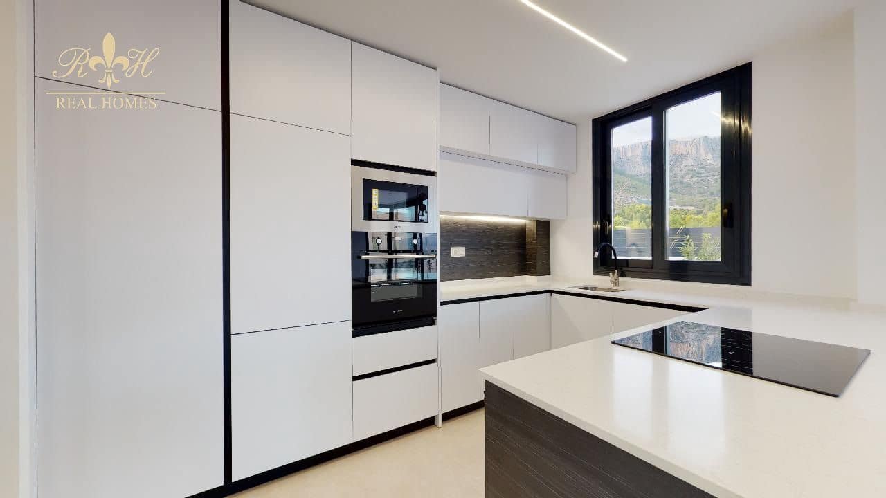 3 Zimmer Villa zu verkaufen in Polop mit Pool Garage - 570.000 € (Ref: 6593641)