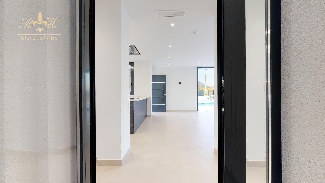 3 Zimmer Villa zu verkaufen in Polop mit Pool Garage - 570.000 € (Ref: 6593641)