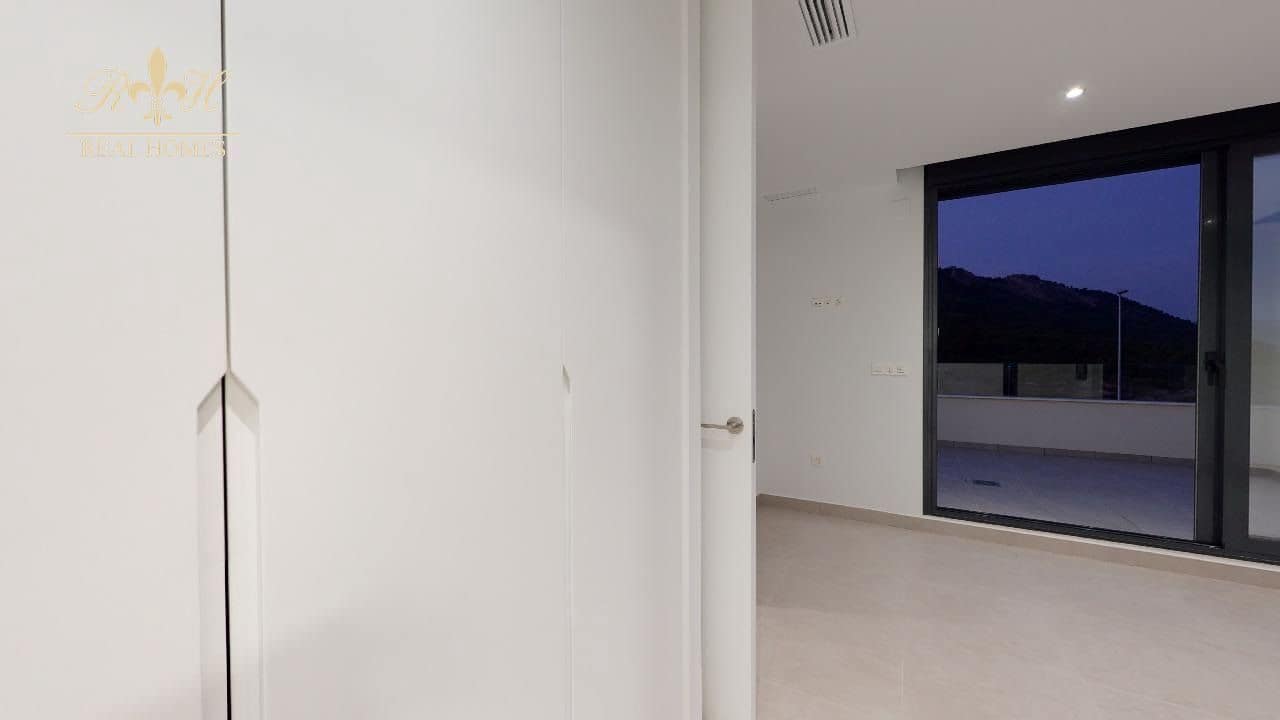 3 Zimmer Villa zu verkaufen in Polop mit Pool Garage - 570.000 € (Ref: 6593641)