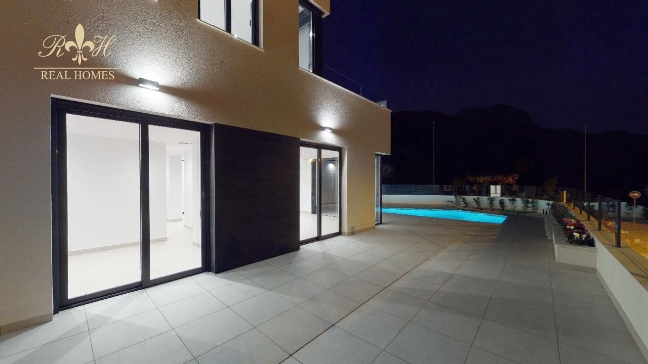 3 Zimmer Villa zu verkaufen in Polop mit Pool Garage - 570.000 € (Ref: 6593641)