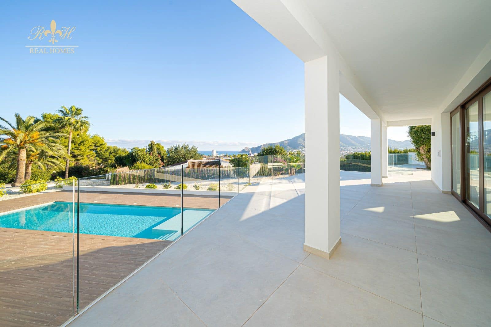 5 camera da letto Villa in vendita in Alfaz del Pi / L'Alfas del Pi con piscina garage - 2.250.000 € (Rif: 6651561)