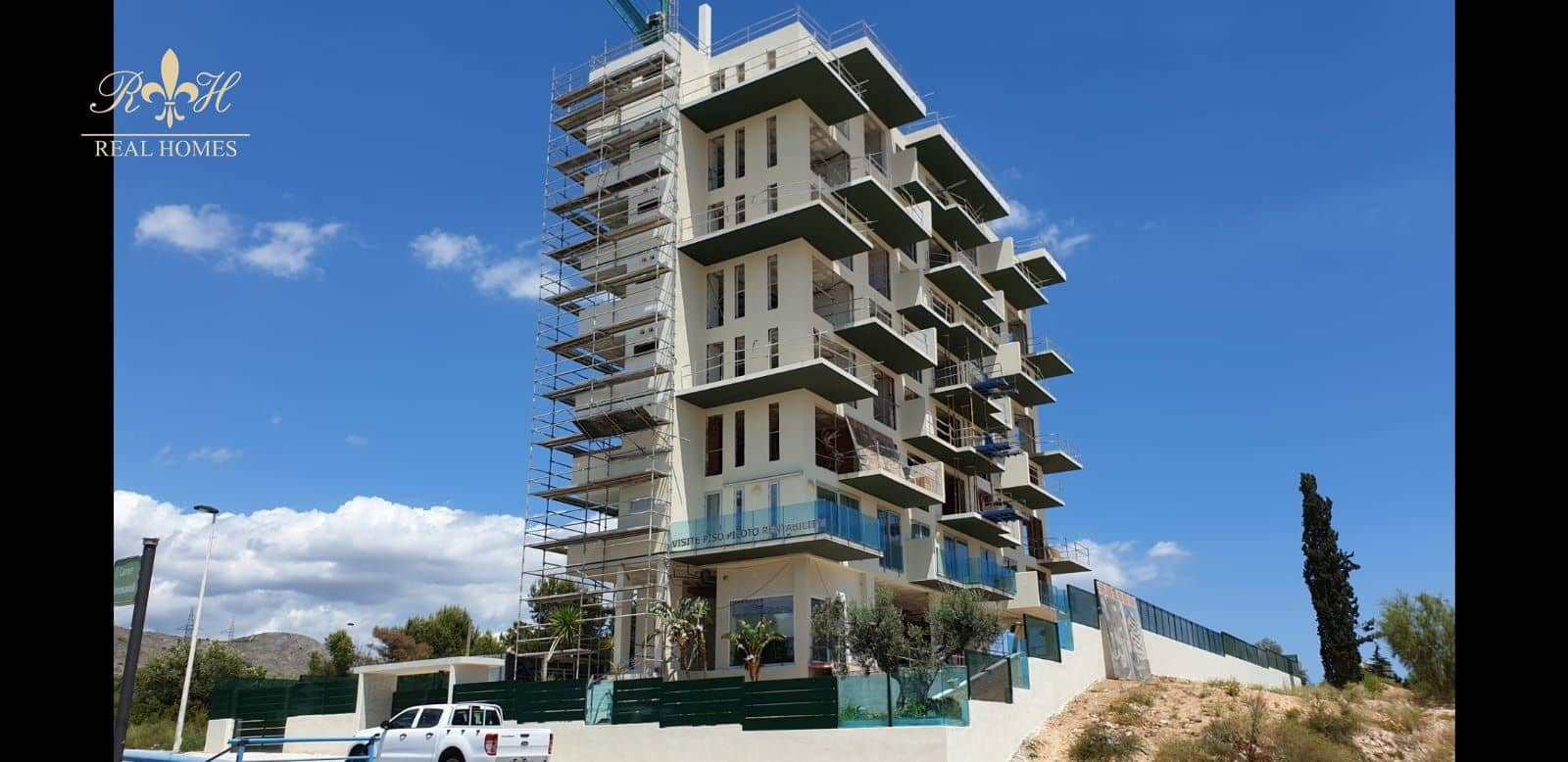 2 soverom Leilighet til salgs i Benidorm med svømmebasseng garasje - € 230 210 (Ref: 6893402)