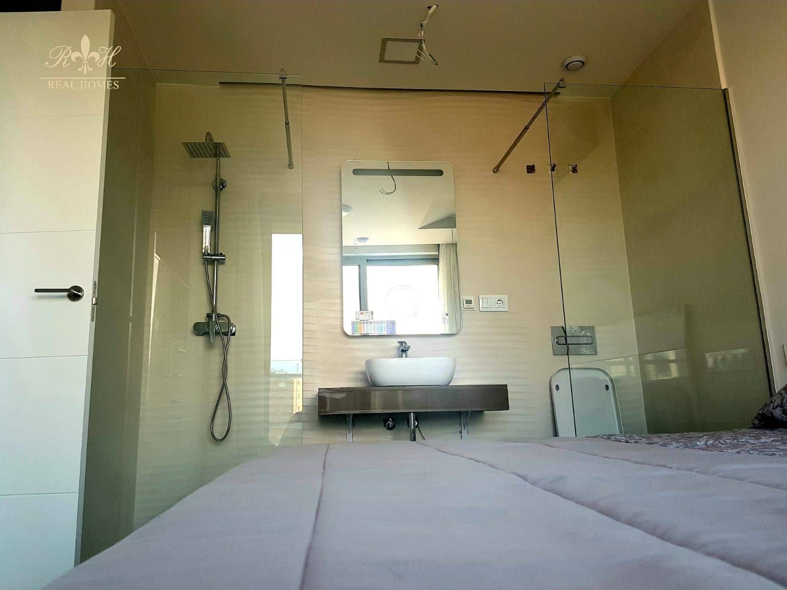 2 soverom Leilighet til salgs i Benidorm med svømmebasseng garasje - € 230 210 (Ref: 6893402)