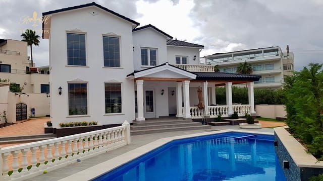 3 soverom Villa til salgs i Albir, Alfaz del Pi / L'Alfàs del Pi med svømmebasseng garasje - € 1 349 000 (Ref: 6993065)