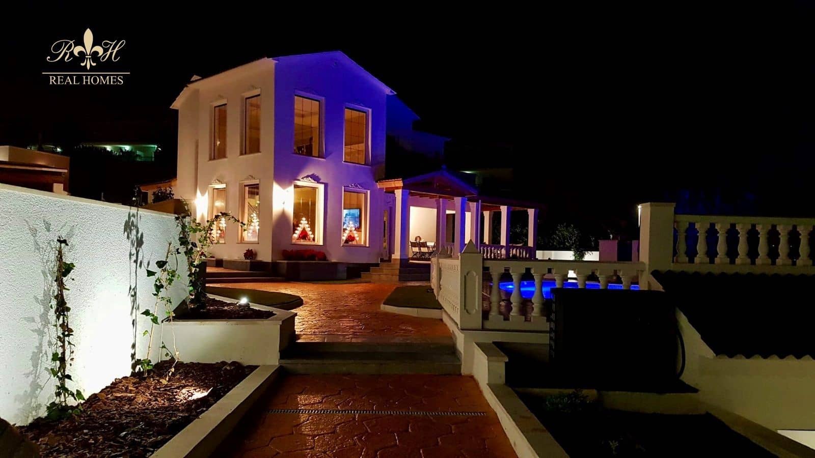 3 soveværelse Villa til salg i Albir med swimmingpool garage - € 1.349.000 (Ref: 6993065)